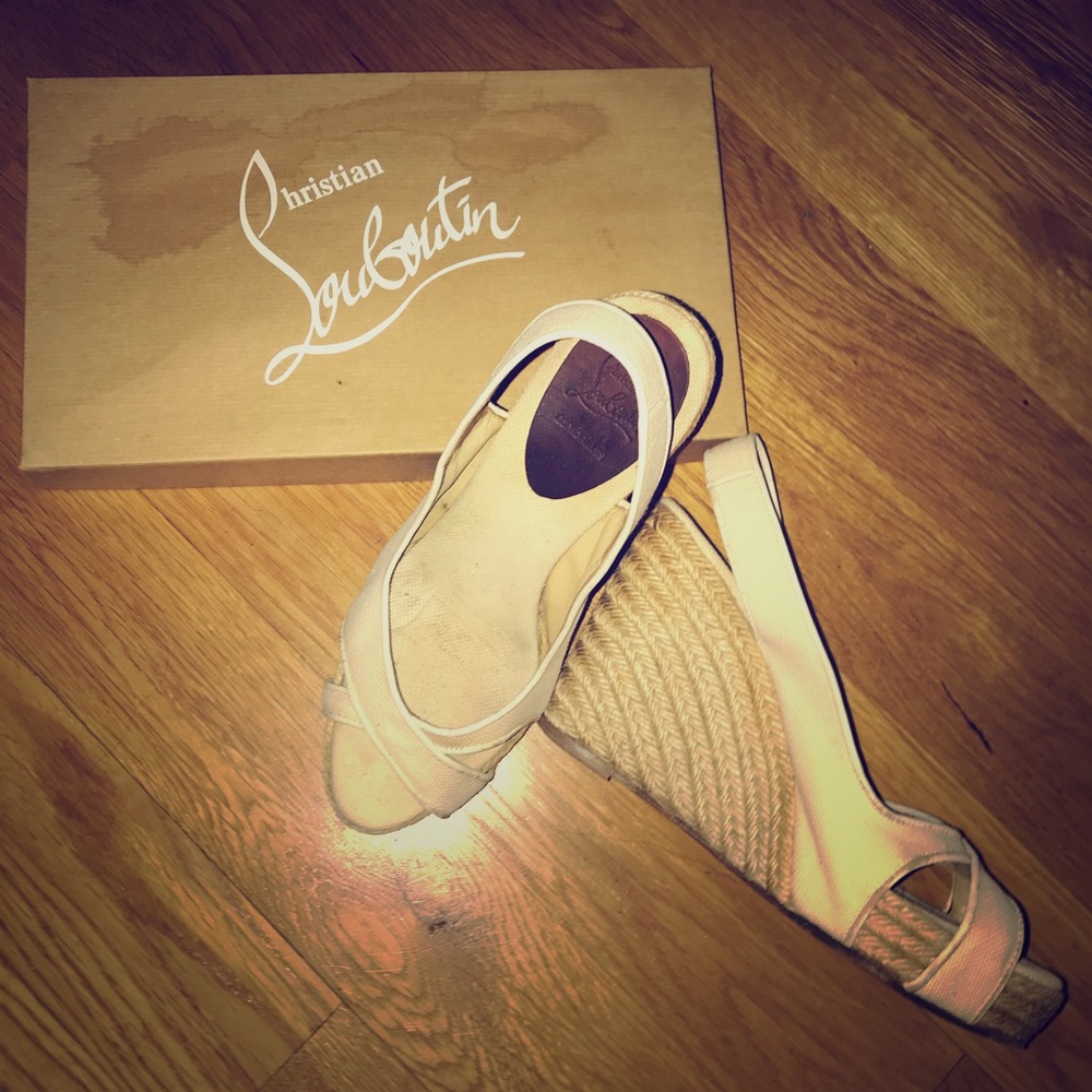 Christian Louboutin cream piluca wedge size 39 /